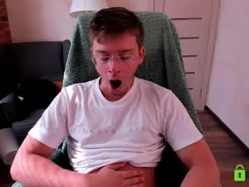 kai101010 – webcam model profile photo Image 8