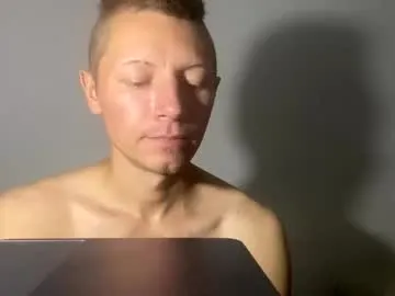 sellapink – webcam model profile photo Image 15