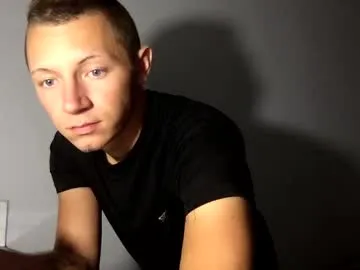 sellapink – webcam model profile photo Image 3