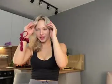 roselyn_rose Image 3