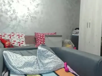 Awesomelusty – webcam model profile photo Image 18