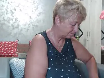 Awesomelusty – webcam model profile photo Image 2