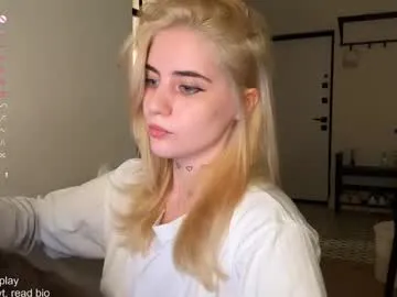 GmGit – webcam model profile photo Image 11