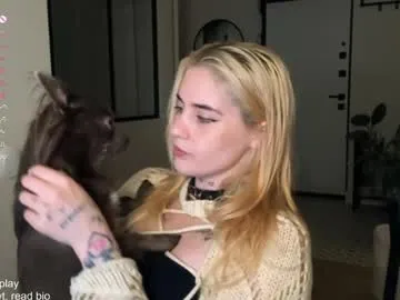 GmGit – webcam model profile photo Image 18