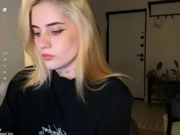 GmGit – webcam model profile photo Image 19