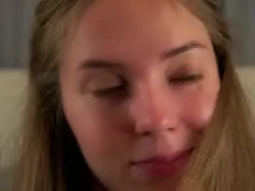 sellapink – webcam model profile photo Image 7