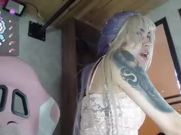 AmberJoulie – webcam model profile photo Image 14