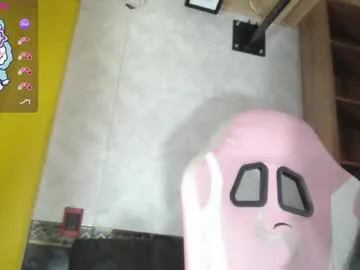 AmberJoulie – webcam model profile photo Image 17