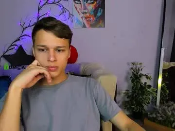 DomManlyGuy – webcam model profile photo Image 2