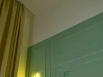 meridethvilca – webcam model profile photo Image 10