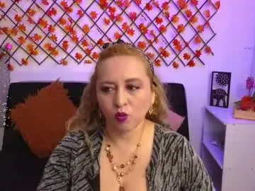 dears_pearlss – webcam model profile photo Image 9