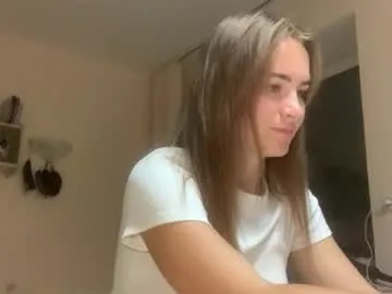 DaisyBloomX – webcam model profile photo Image 5