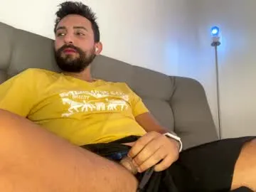 DomManlyGuy – webcam model profile photo Image 11