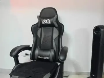 sellapink – webcam model profile photo Image 13