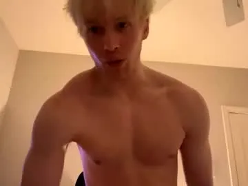 little_show_sexy – webcam model profile photo Image 3