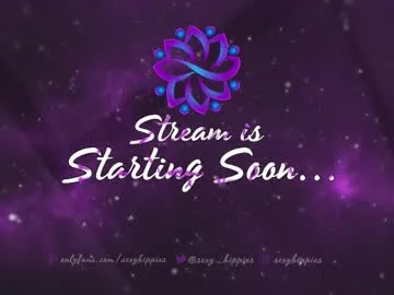 roouse – webcam model profile photo Image 15