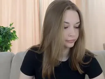 hornyshow_tv – webcam model profile photo Image 12