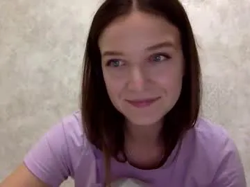 roouse – webcam model profile photo Image 16