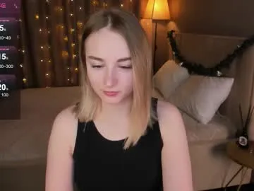 shy__polly – webcam model profile photo