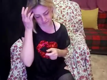 roouse – webcam model profile photo Image 4