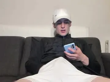 skinnyguywithbigd Image 5
