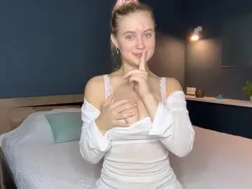 someone_sweet – webcam model profile photo Image 15