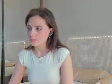 shyeve2004 – webcam model profile photo Image 4