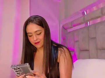 Earth_001 – webcam model profile photo Image 11