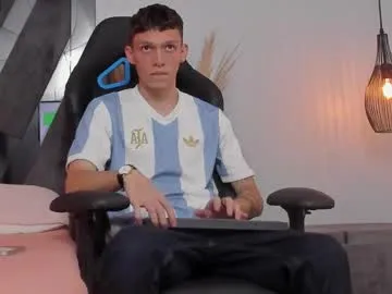 kai101010 – webcam model profile photo Image 11