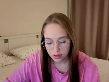 nicolettebean – webcam model profile photo Image 14