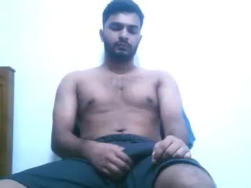 YU-KI00 – webcam model profile photo Image 12