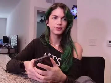 squrlgurl Image 4