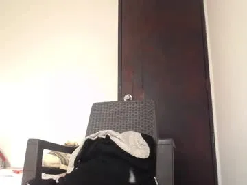 secret_roomx – webcam model profile photo Image 12