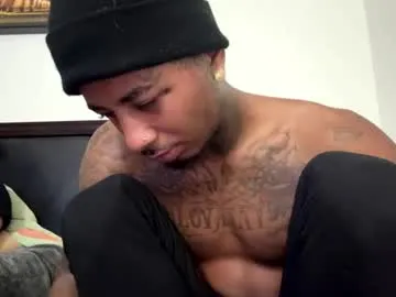 hornyshow_tv – webcam model profile photo Image 5