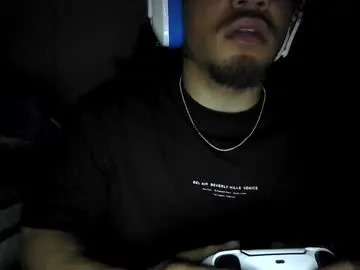 hornyshow_tv – webcam model profile photo Image 7