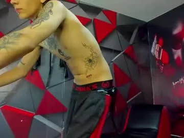 EmmilyKhan – webcam model profile photo Image 14