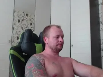 flora_ri – webcam model profile photo Image 3