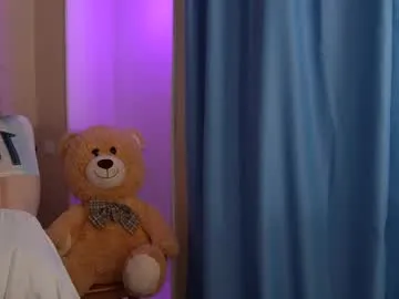 chloe_show – webcam model profile photo Image 11