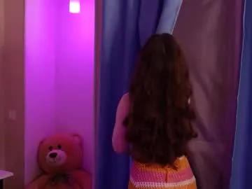 chloe_show – webcam model profile photo Image 12