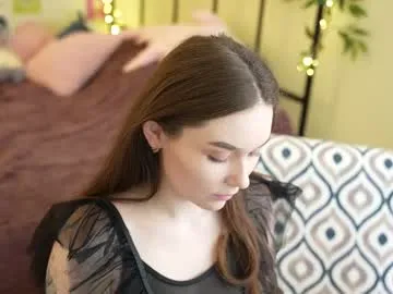 chloe_show – webcam model profile photo Image 4