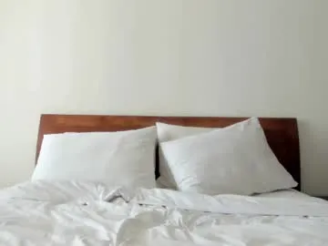 Janhvi- – webcam model profile photo Image 4