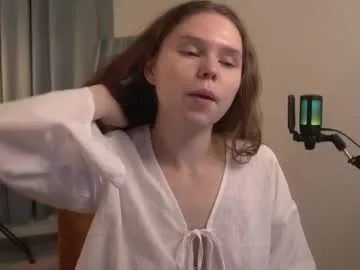 little_show_sexy – webcam model profile photo Image 5