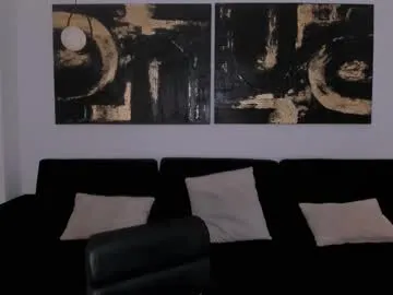 vouvoucouple – webcam model profile photo Image 9