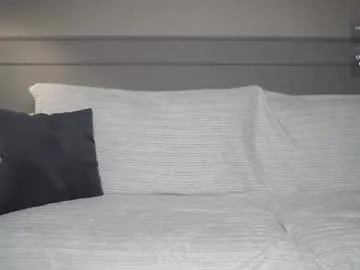 Earth_001 – webcam model profile photo Image 3