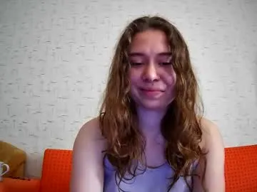 Nicoleevien – webcam model profile photo Image 12