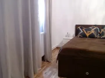 MaddieWaves – webcam model profile photo Image 11