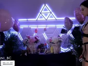 WitchAnnie – webcam model profile photo Image 11