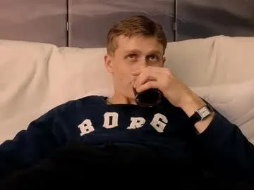 Earth_001 – webcam model profile photo Image 15