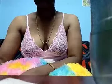 kaylachannell – webcam model profile photo Image 14