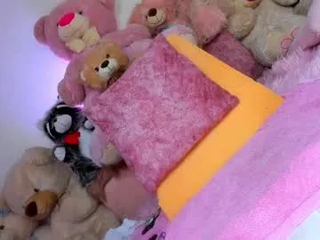 Tomas_Olivia – webcam model profile photo Image 4